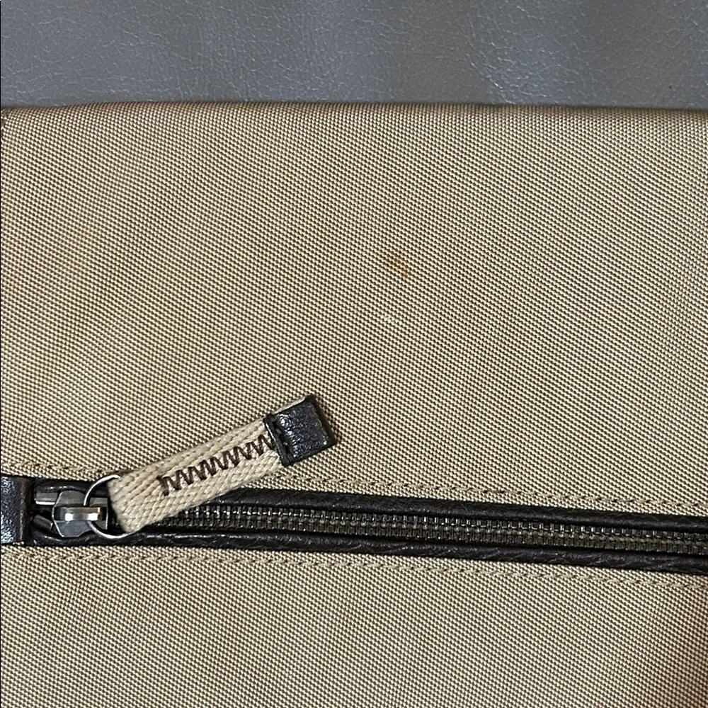 Banana Republic Messenger Bag 17x13